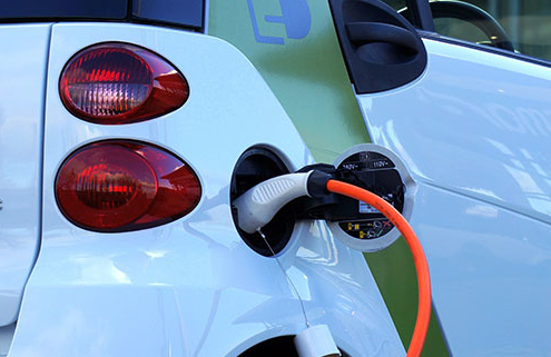Some Electric Vehicle Credits Are Phasing Out!